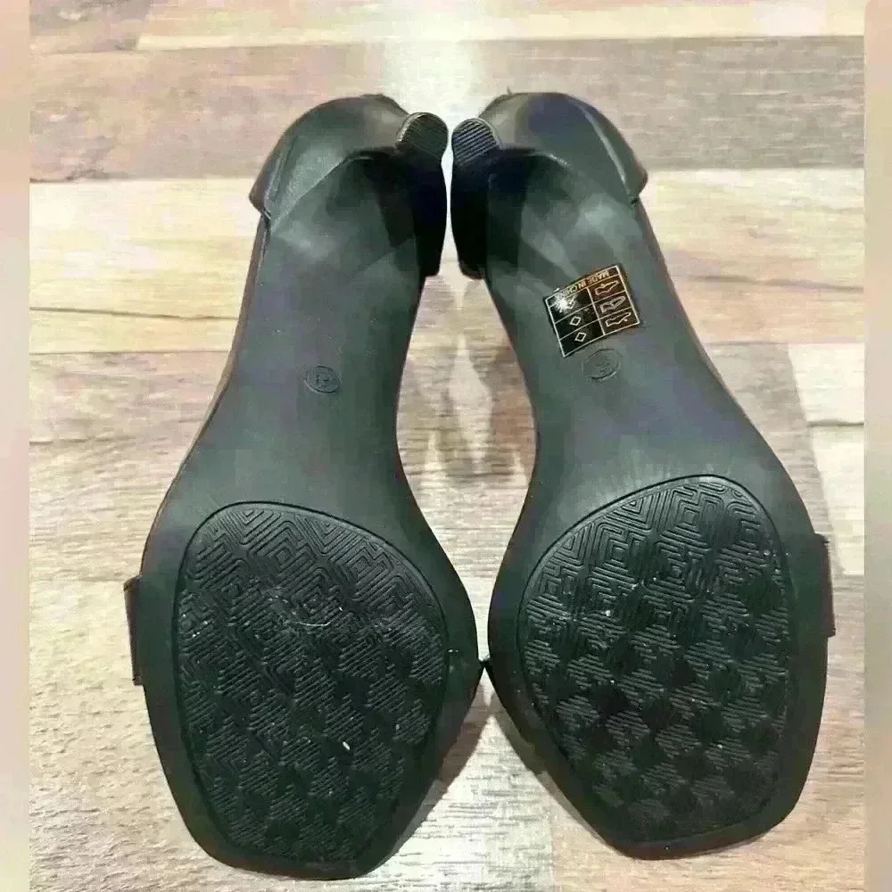 DREAM PAIRS High Heels Stillettos Square Toe Heels for Women Sz 8 NWOT - Picture 5 of 5